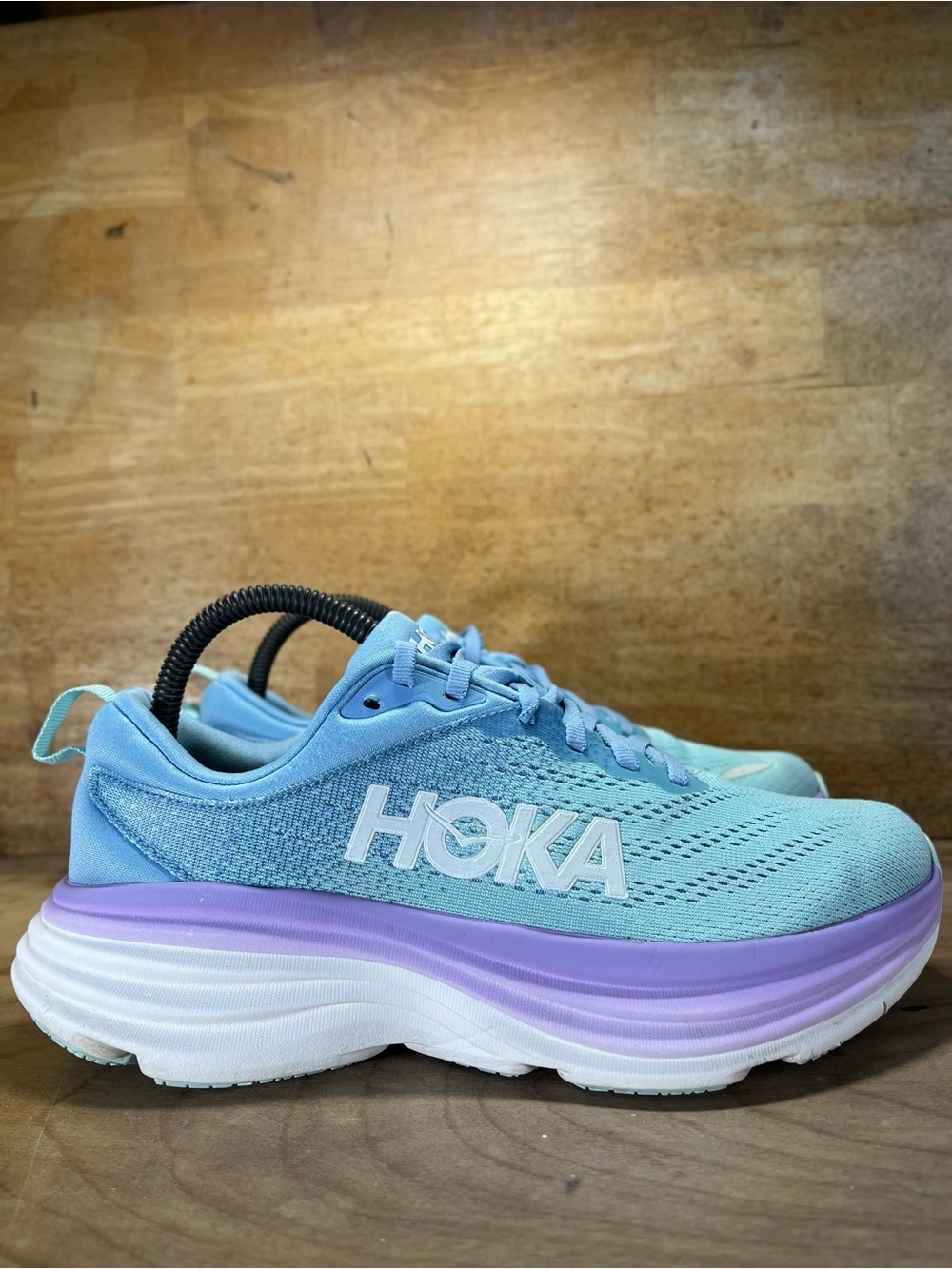 Hoka One One Bondi 8 Womens Size 8 Wide Running Shoes Sneakers Blue Purple